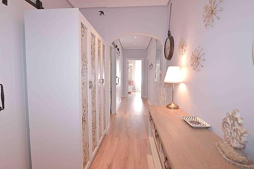 Apartamento Con Encanto "Las Raices" サンタンデール エクステリア 写真